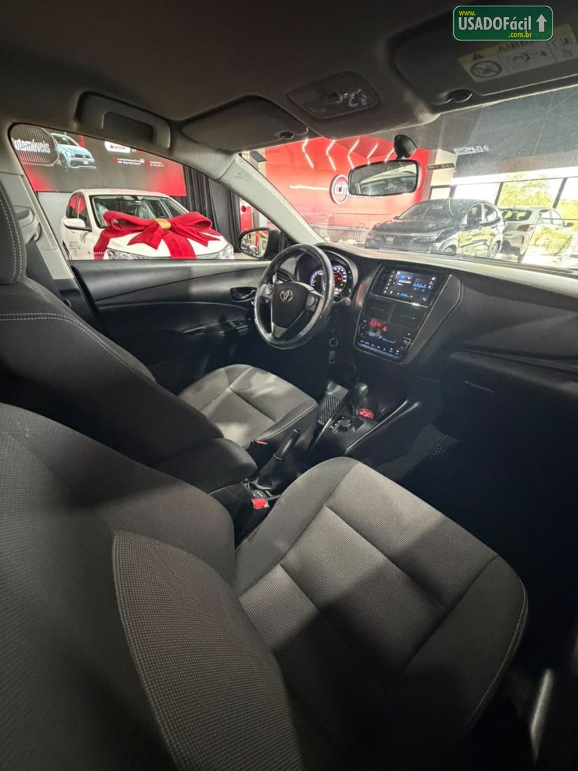 Toyota Yaris Sedan XL 1.5 Automático Flex 2024/2025 — foto 10 de 16