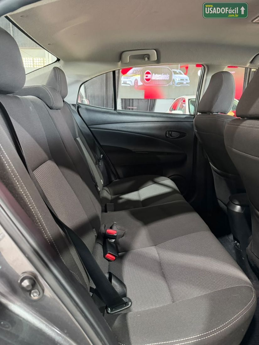 Toyota Yaris Sedan XL 1.5 Automático Flex 2024/2025 — foto 9 de 16