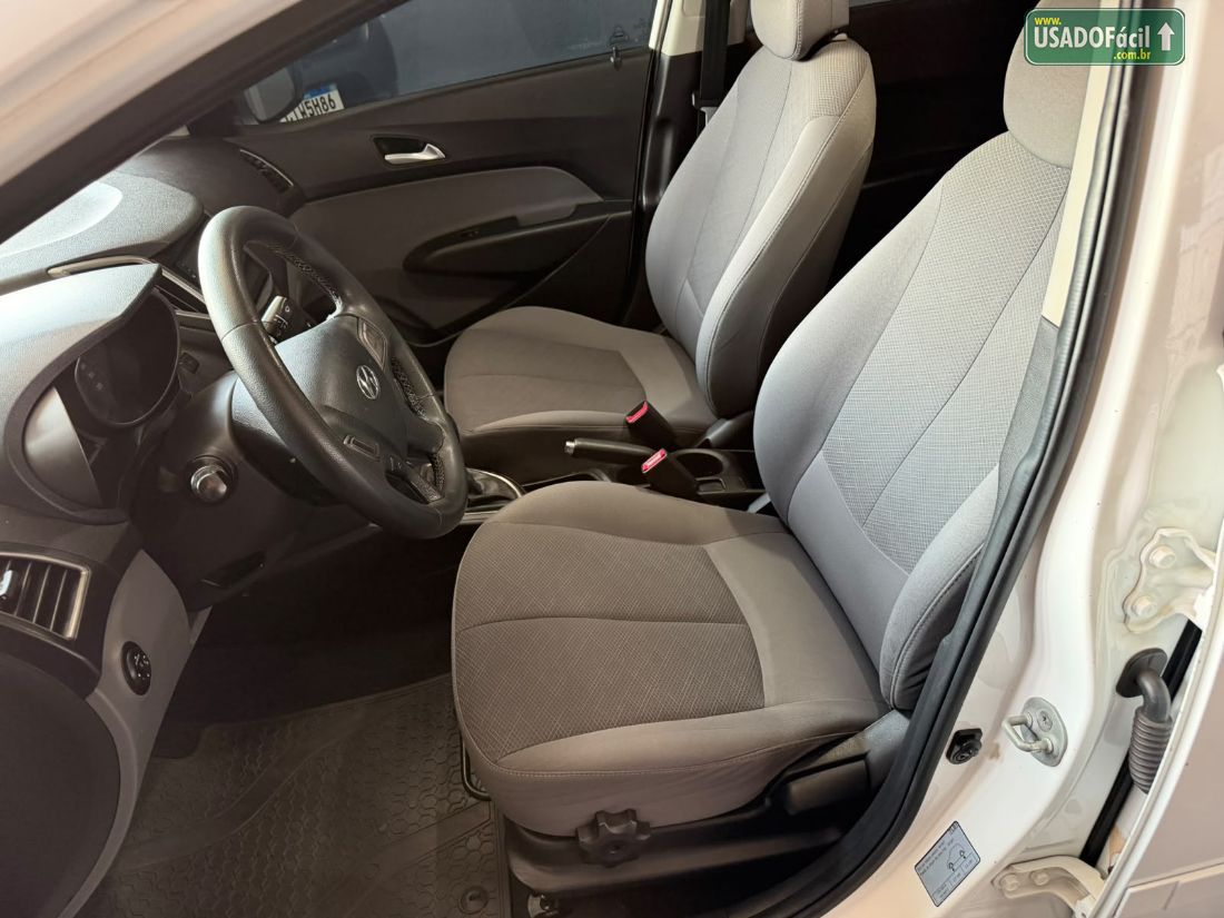 HYUNDAI HB20S Sedan Comfort Style 1.0 Turbo Mecânico Flex 2016/2017 — foto 11 de 15