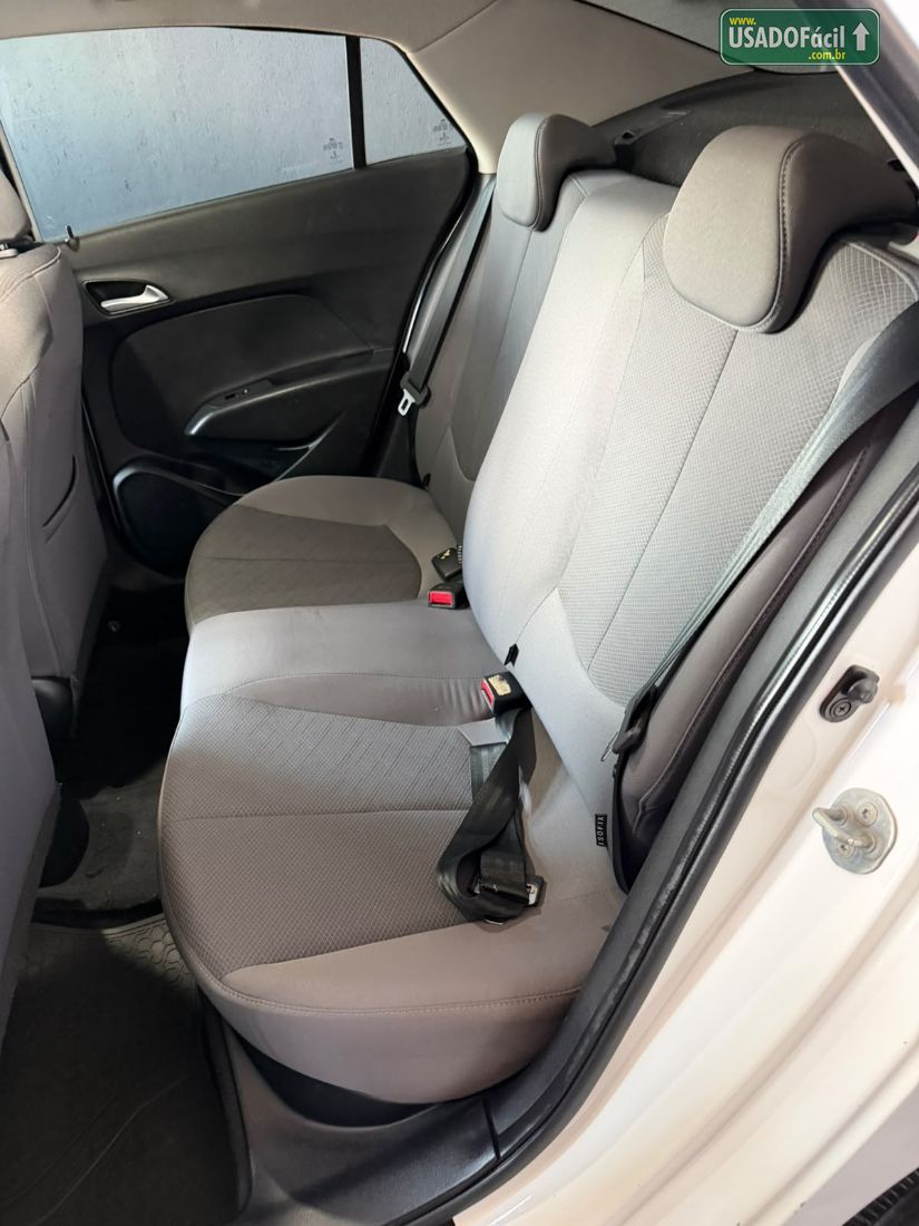 HYUNDAI HB20S Sedan Comfort Style 1.0 Turbo Mecânico Flex 2016/2017 — foto 14 de 15