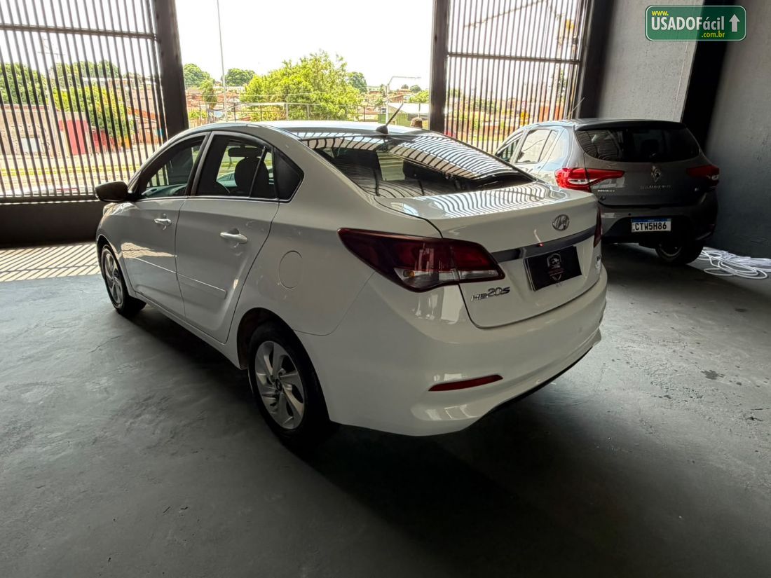 HYUNDAI HB20S Sedan Comfort Style 1.0 Turbo Mecânico Flex 2016/2017 — foto 4 de 15