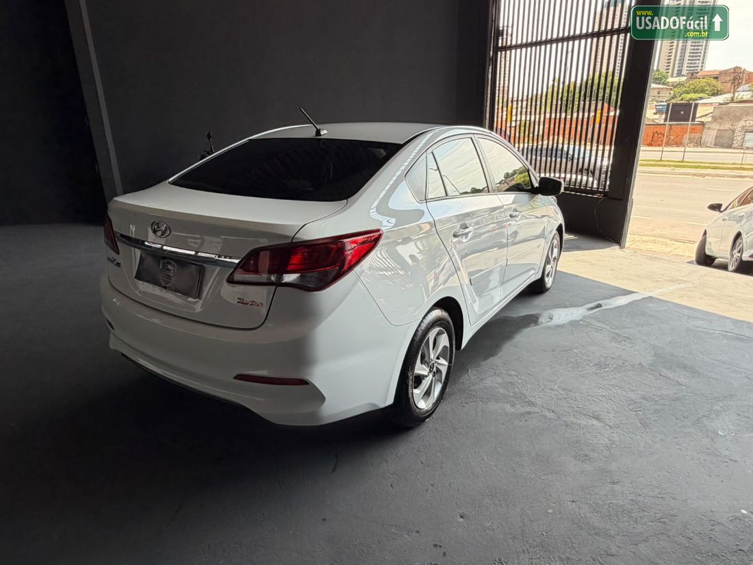 HYUNDAI HB20S Sedan Comfort Style 1.0 Turbo Mecânico Flex 2016/2017 — foto 6 de 15