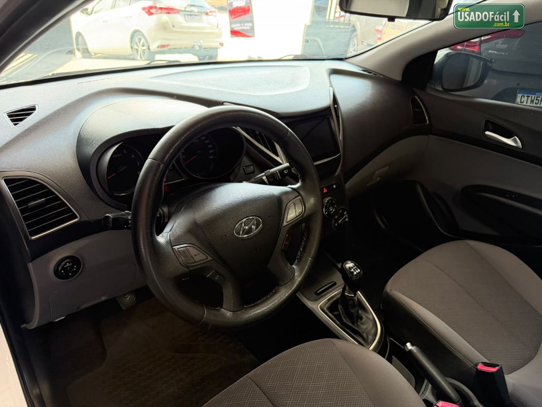 HYUNDAI HB20S Sedan Comfort Style 1.0 Turbo Mecânico Flex 2016/2017 — foto 8 de 15