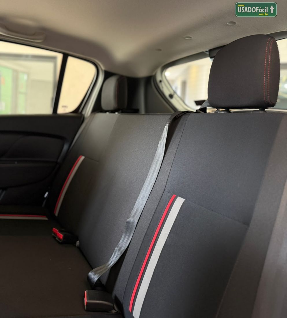 Renault Sandero Sports RS 2.0 Flex 5P 2015/2016 — foto 15 de 16