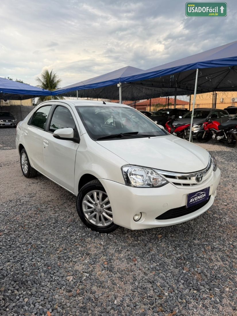 Toyota Etios Sedan XLS 1.5 Mecânico Flex 2014/2015 — foto 3 de 22