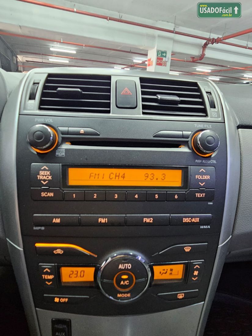 Toyota Corolla GLi 1.8 Automático Flex 2011/2012 — foto 9 de 11