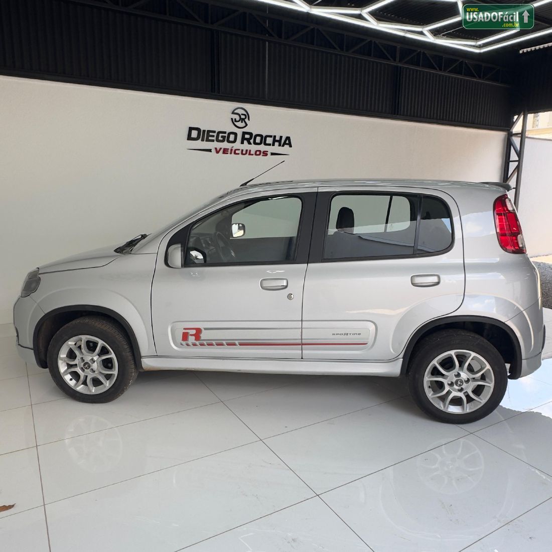 Fiat Uno Sporting 1.4 EVO Fire Flex 4P 2014/2014 — foto 7 de 14