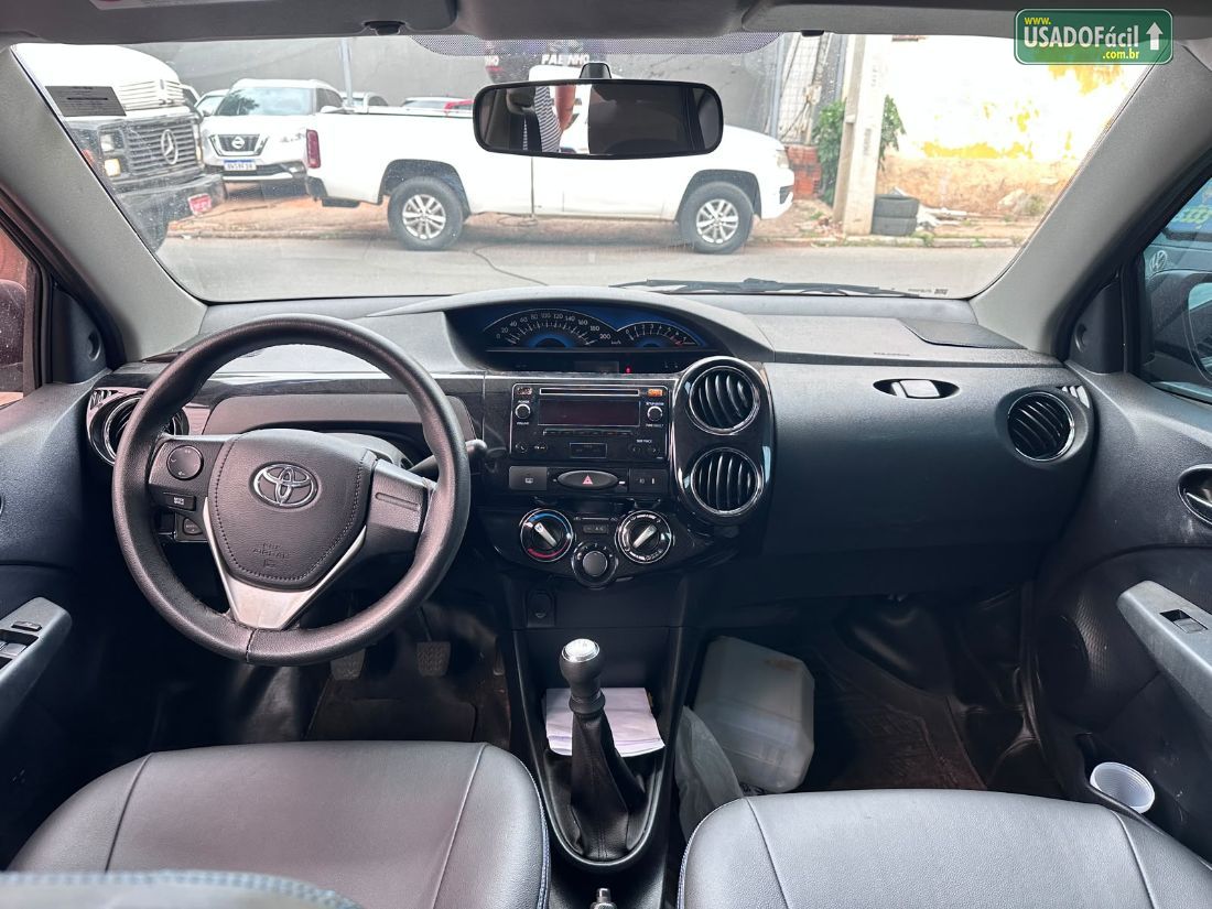 Toyota Etios Sedan XS 1.5 Mecânico Flex 2016/2016 — foto 8 de 10