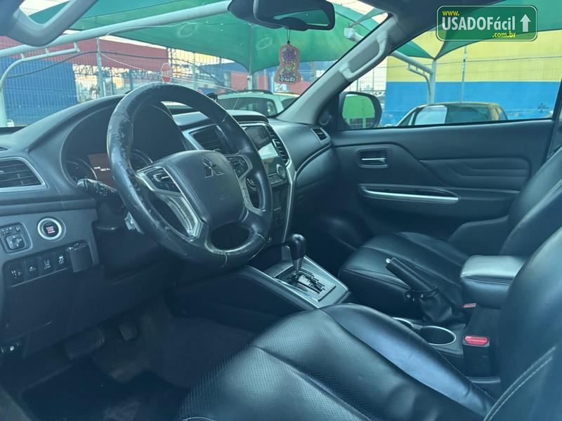 MITSUBISHI L200 Triton Sport HPE-S CD 2.4 Automático Diesel 2021/2022 — foto 14 de 24