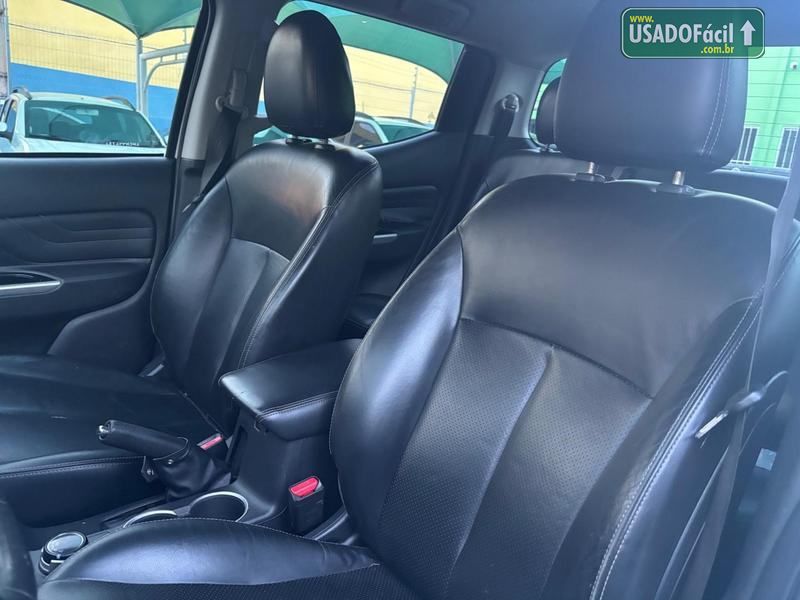 MITSUBISHI L200 Triton Sport HPE-S CD 2.4 Automático Diesel 2021/2022 — foto 15 de 24