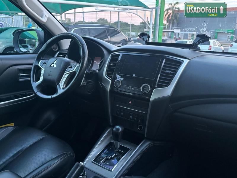 MITSUBISHI L200 Triton Sport HPE-S CD 2.4 Automático Diesel 2021/2022 — foto 19 de 24