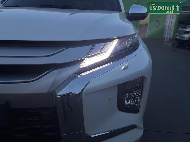 MITSUBISHI L200 Triton Sport HPE-S CD 2.4 Automático Diesel 2021/2022 — foto 3 de 24