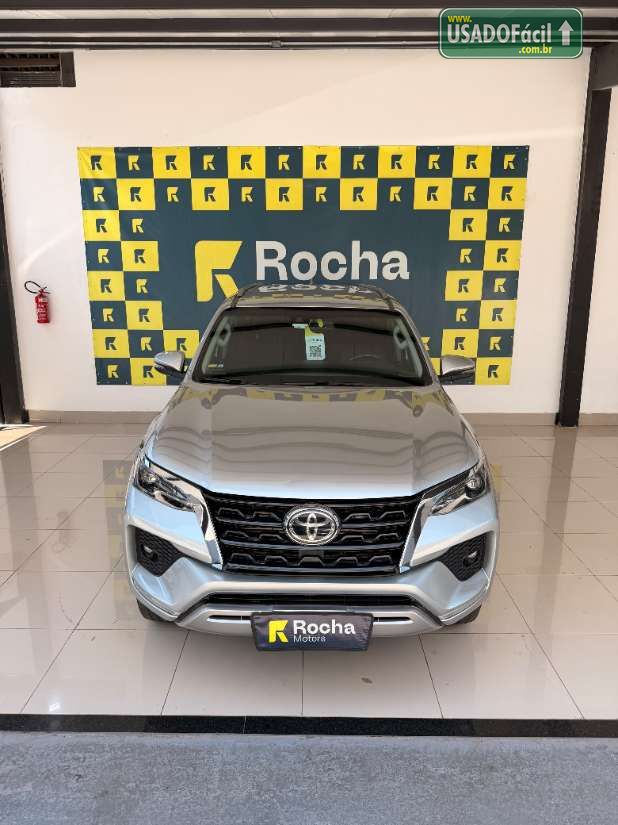 Toyota Hilux SW4 SRX 2.8 4x4 TDI Automático Diesel