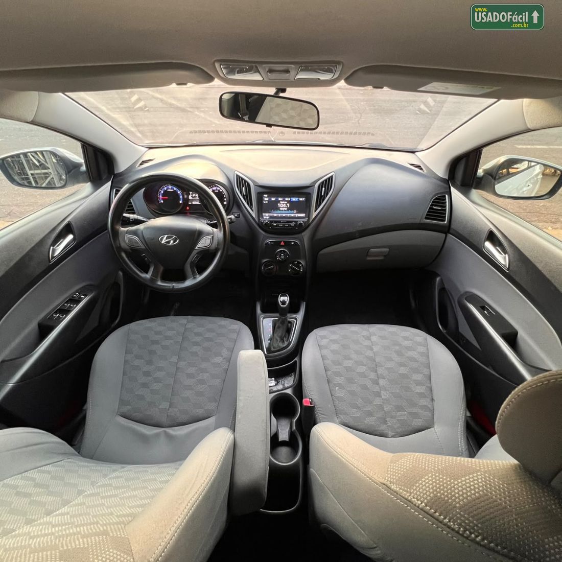 Hyundai HB20S Sedan 5 Anos 1.6 Automático Flex 2018/2018 — foto 13 de 17