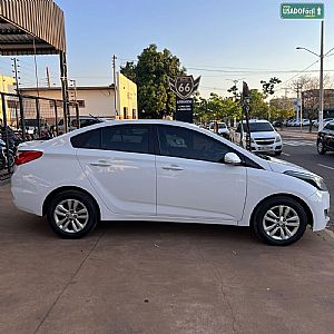Hyundai HB20S Sedan 5 Anos 1.6 Automático Flex