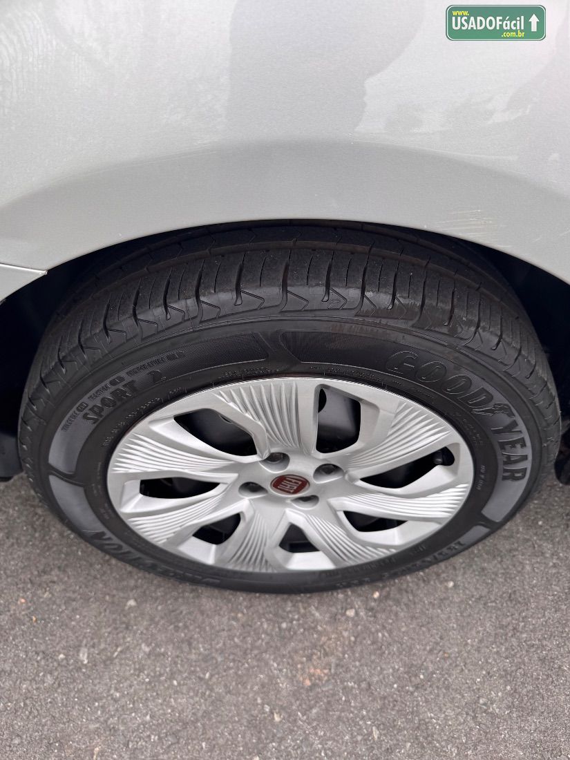 Fiat Grand Siena Attractive 1.4 Evo Fire Flex 2013/2013 — foto 7 de 20