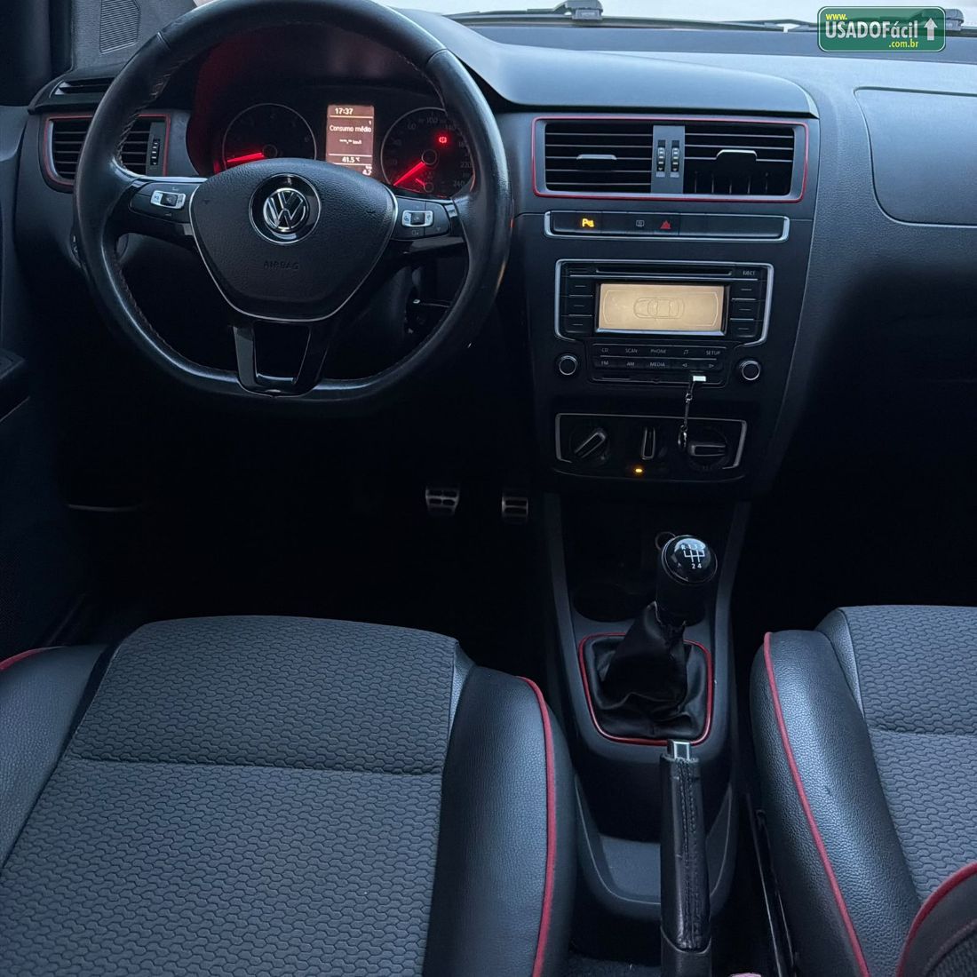 Volkswagen Fox Rock in Rio 1.6 Mi 4P Total Flex 2015/2016 — foto 6 de 9