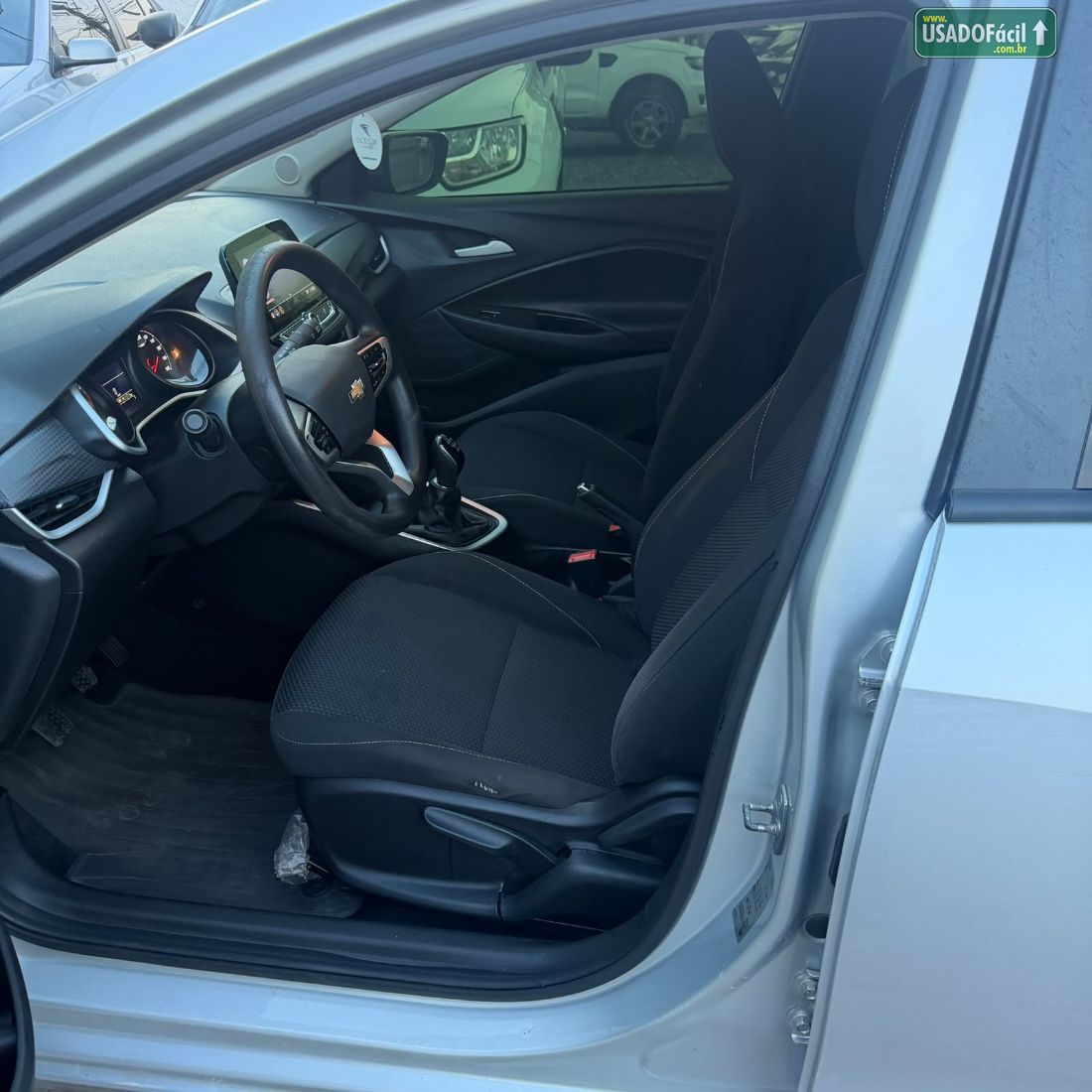 CHEVROLET/GM Onix Hatch LT 1.0 Mecânico Flex 2021/2022 — foto 8 de 9