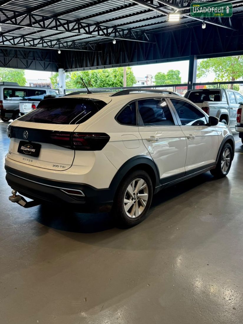Volkswagen Nivus Comfortline 200 TSI Automático Flex 2022/2023 — foto 3 de 16