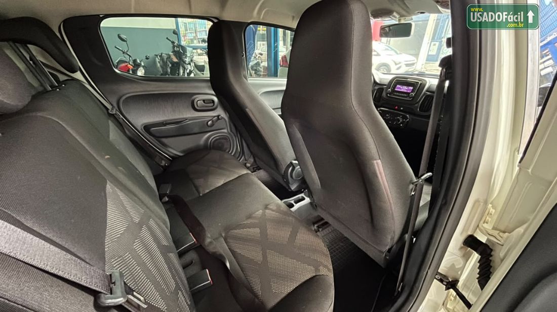 Fiat Mobi Like Flex 2017/2018 — foto 6 de 16