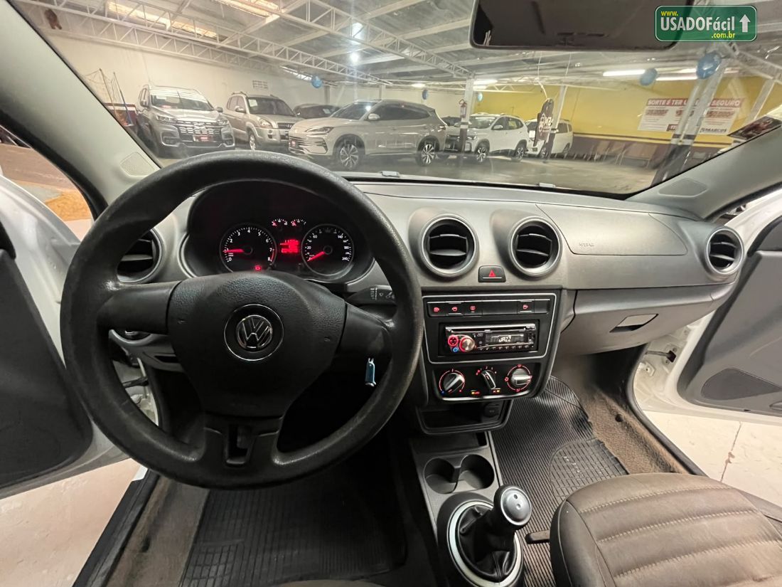 Volkswagen Voyage Comfortline 1.6 Total Flex 2012/2013 — foto 10 de 14
