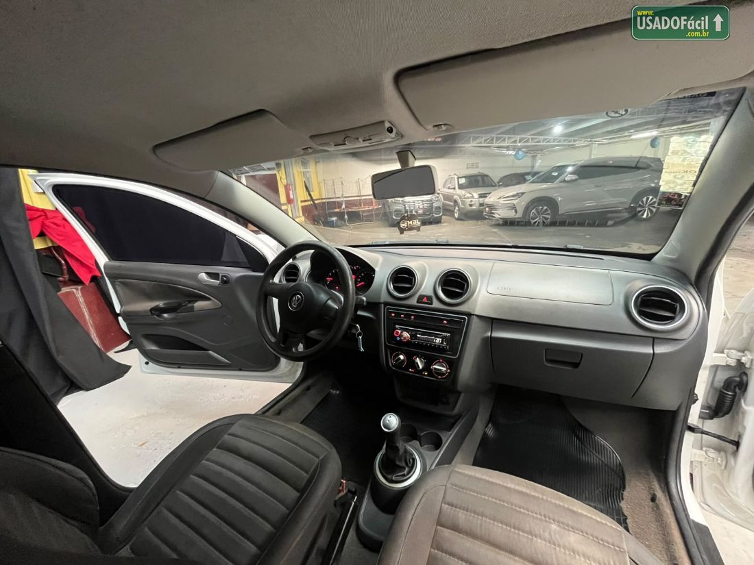 Volkswagen Voyage Comfortline 1.6 Total Flex 2012/2013 — foto 12 de 14