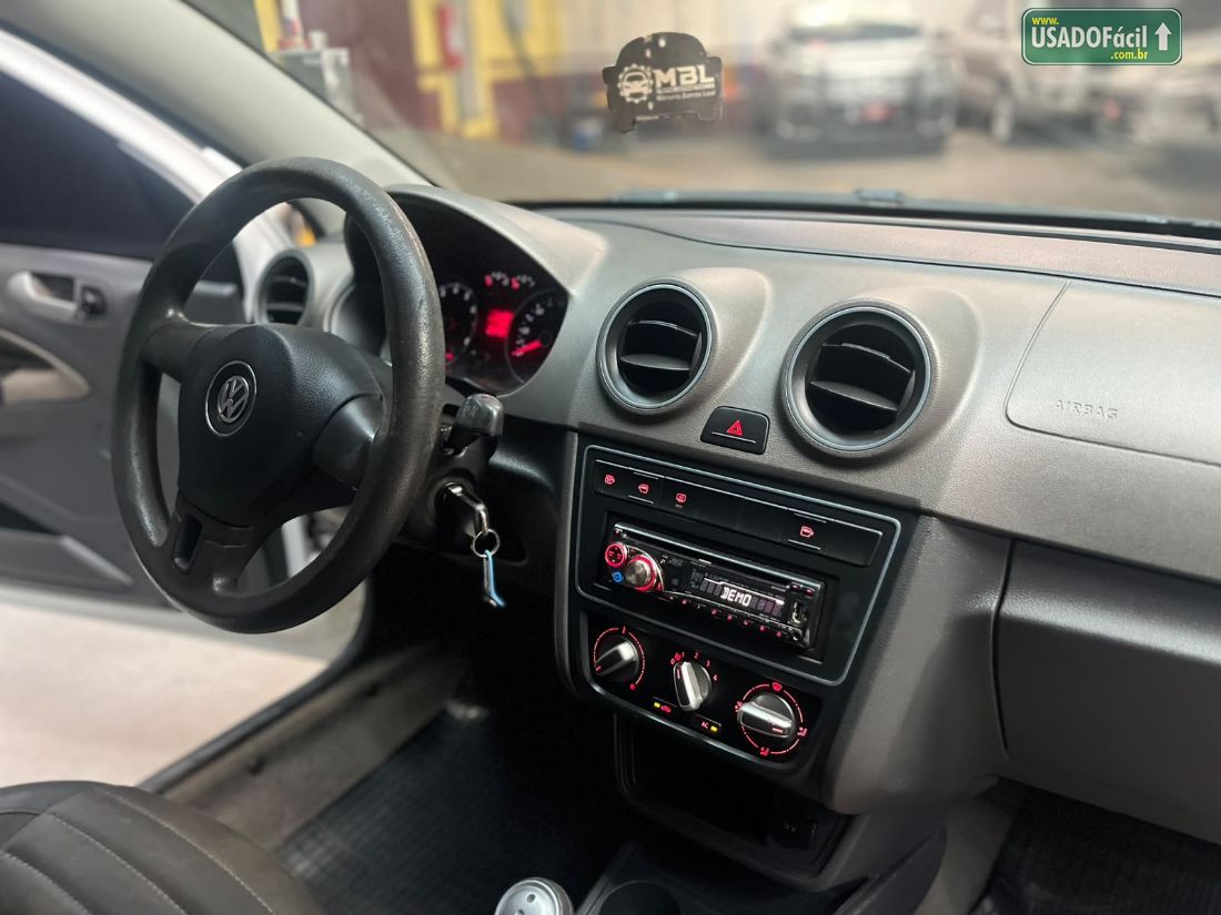 Volkswagen Voyage Comfortline 1.6 Total Flex 2012/2013 — foto 13 de 14