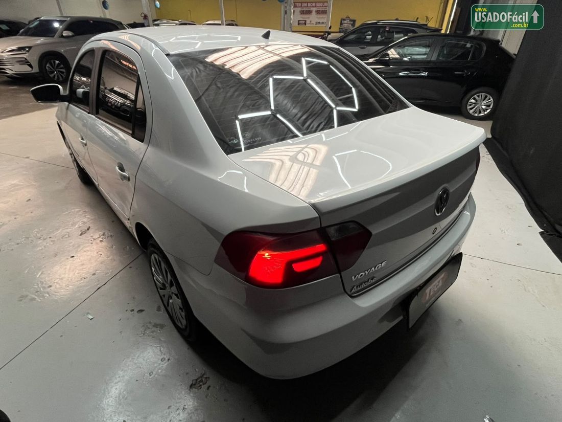 Volkswagen Voyage Comfortline 1.6 Total Flex 2012/2013 — foto 5 de 14