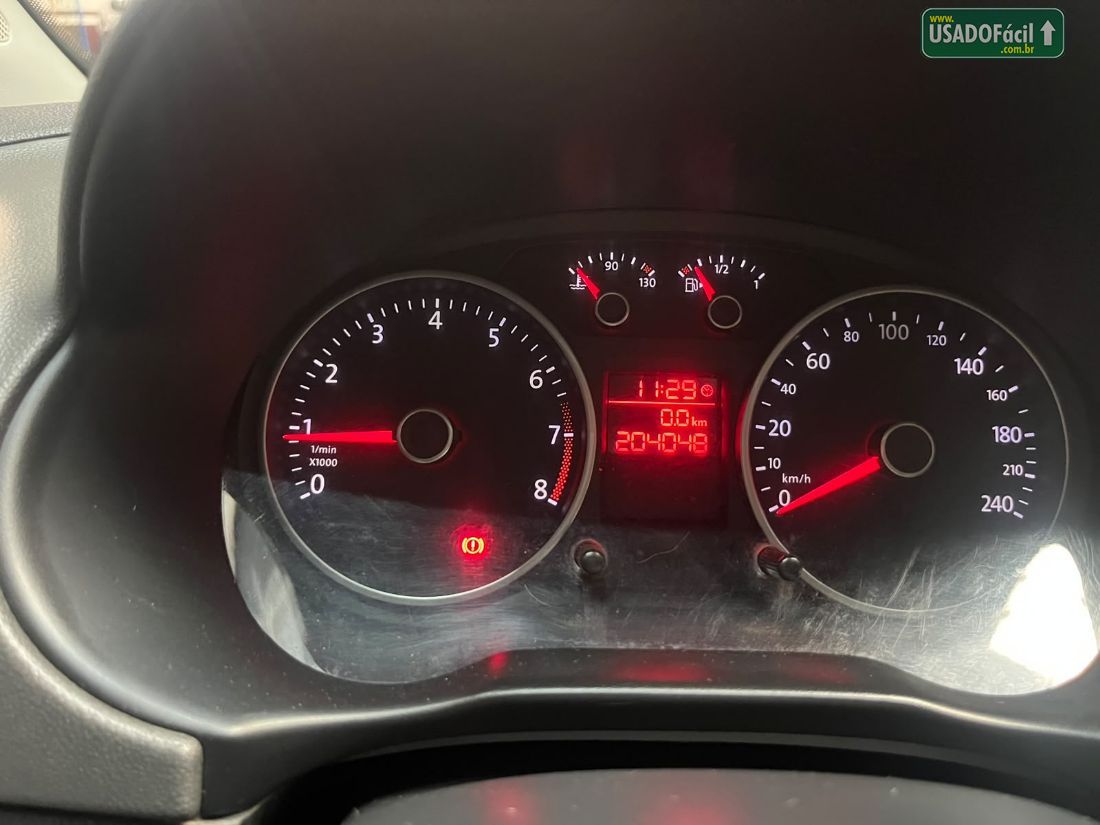 Volkswagen Voyage Comfortline 1.6 Total Flex 2012/2013 — foto 9 de 14