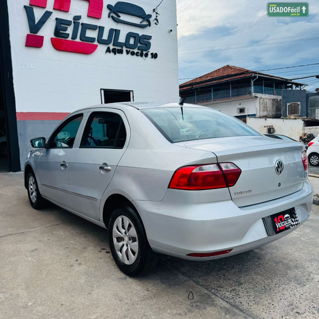 Volkswagen Voyage Trendline 1.0 8V Total Flex 2014/2015 — foto 4 de 8