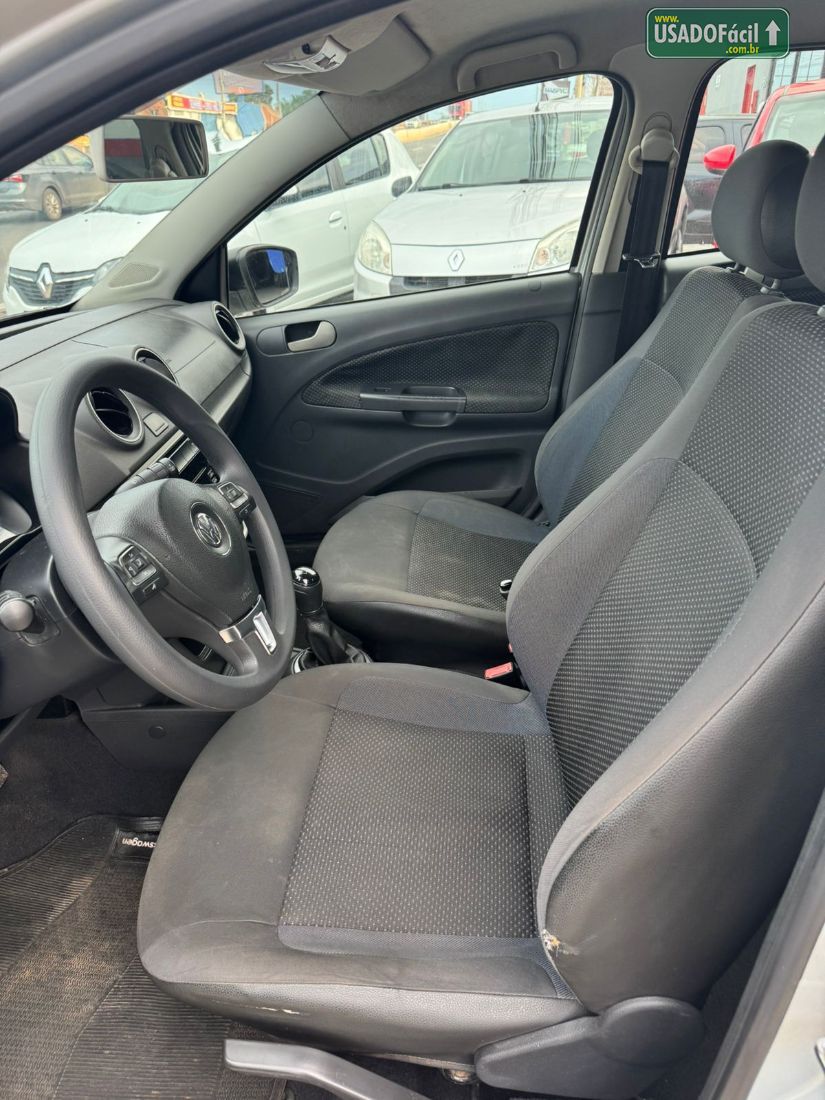 Volkswagen Voyage Trendline 1.0 8V Total Flex 2014/2015 — foto 6 de 8