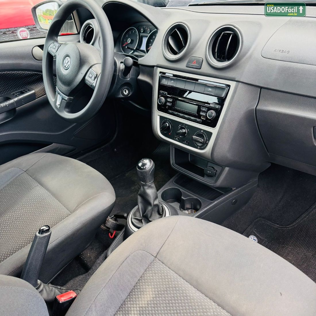 Volkswagen Voyage Trendline 1.0 8V Total Flex 2014/2015 — foto 8 de 8