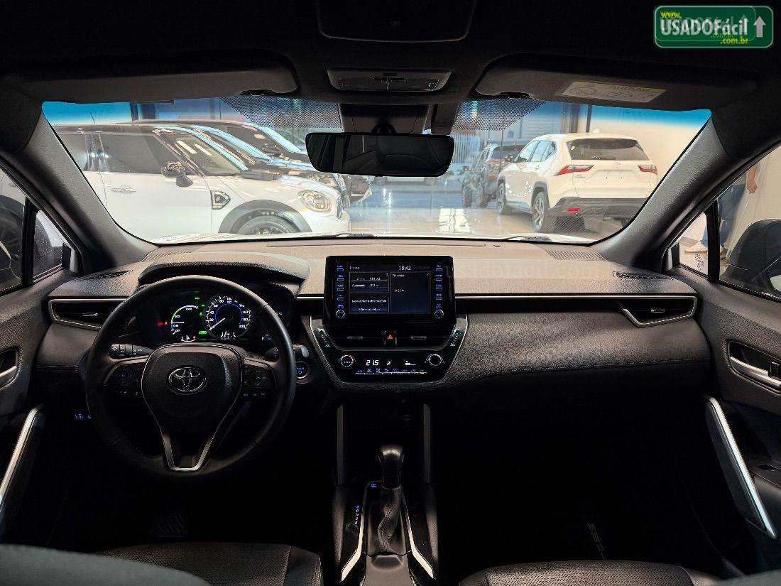 TOYOTA Corolla Cross XRV 1.8 Automático Híbrido 2021/2022 — foto 18 de 20