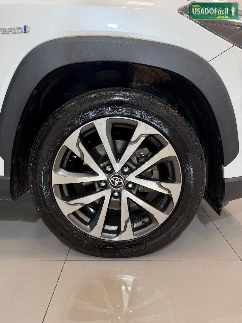 TOYOTA Corolla Cross XRV 1.8 Automático Híbrido 2021/2022 — foto 19 de 20
