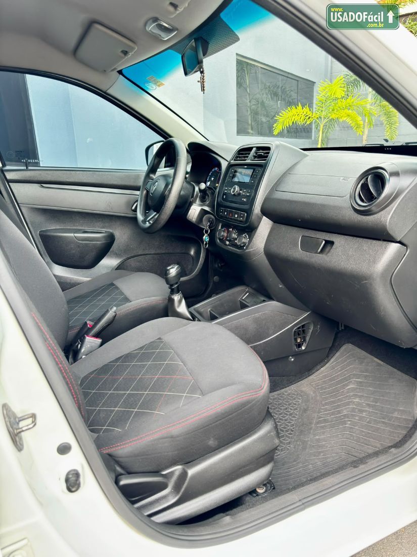 Renault Kwid Zen 1.0 Mecânico Flex 2023/2024 — foto 7 de 13