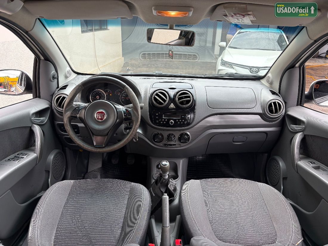 Fiat Palio Attractive 1.0 EVO Fire Flex 5P 2014/2014 — foto 11 de 19