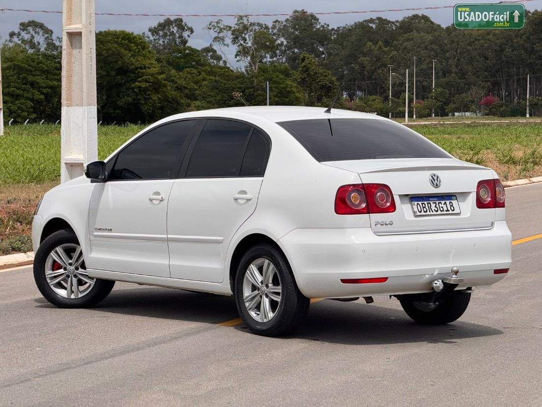 Volkswagen Polo Sedan Comfortline 1.6 Mi Total Flex 2012/2013 — foto 2 de 10