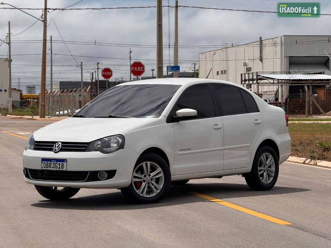 Volkswagen Polo Sedan Comfortline 1.6 Mi Total Flex 2012/2013 — foto 3 de 10