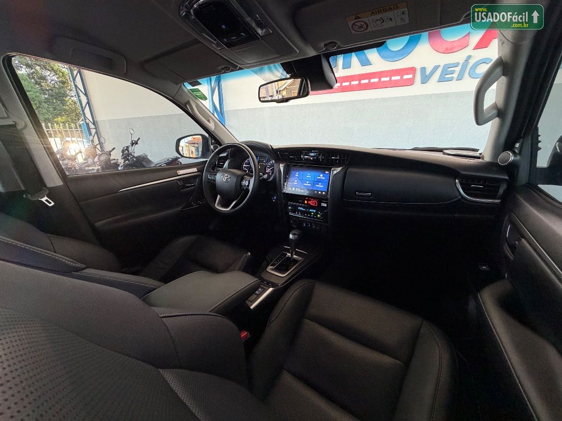 Toyota Hilux SW4 SRX Platinum 2.8 4x4 Turbo Automático Diesel 2024/2024 — foto 10 de 17
