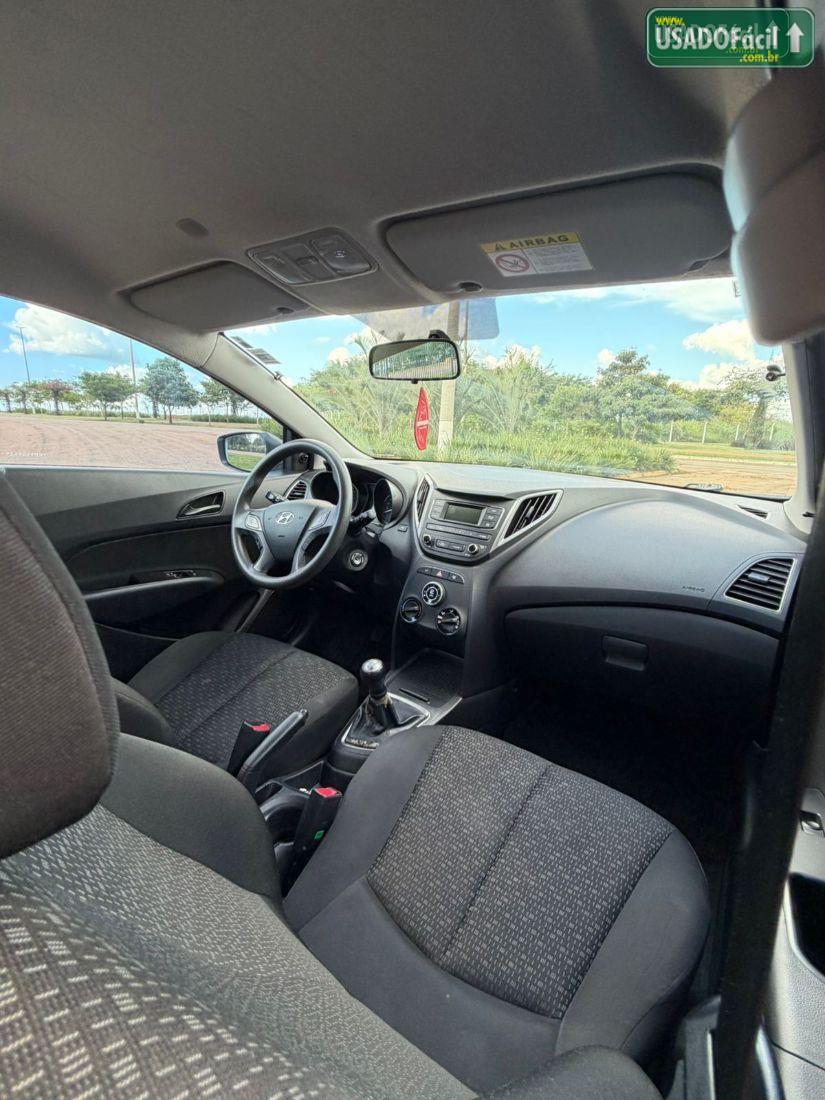 Hyundai HB20 Hatch Unique 1.0 Mecânico Flex 2018/2019 — foto 4 de 9