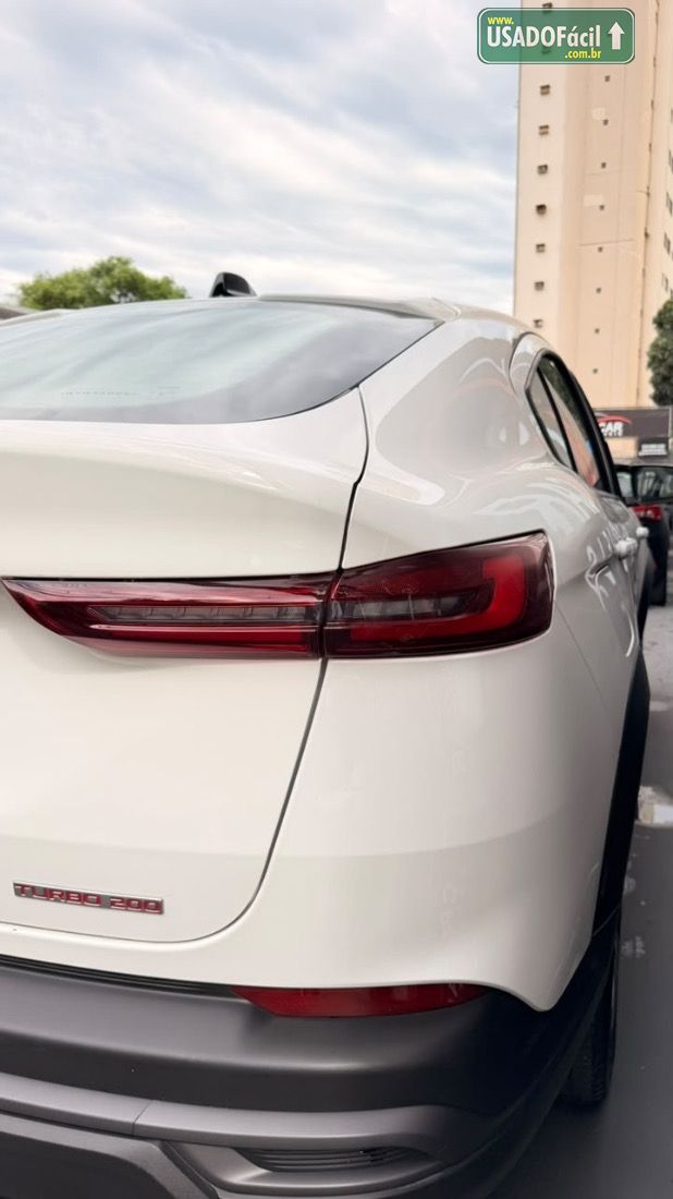 Fiat Fastback 1.0 200 Turbo Automático Flex 2023/2024 — foto 9 de 14
