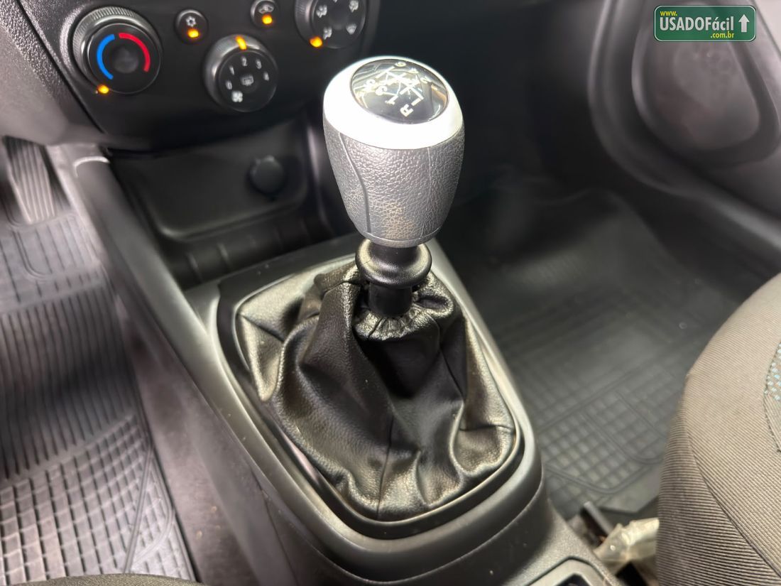 CHEVROLET/GM Onix Joy Hatch 1.0 Mecânico Flex 2017/2018 — foto 10 de 19