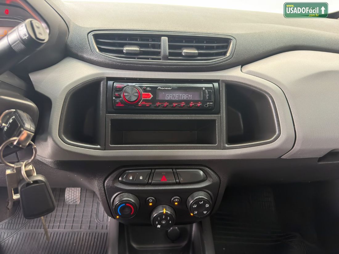 CHEVROLET/GM Onix Joy Hatch 1.0 Mecânico Flex 2017/2018 — foto 9 de 19