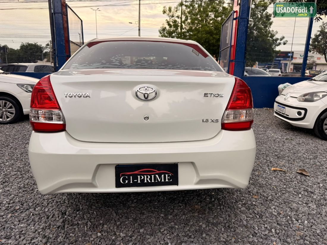 Toyota Etios Sedan XS 1.5 Automático Flex 2017/2018 — foto 6 de 10