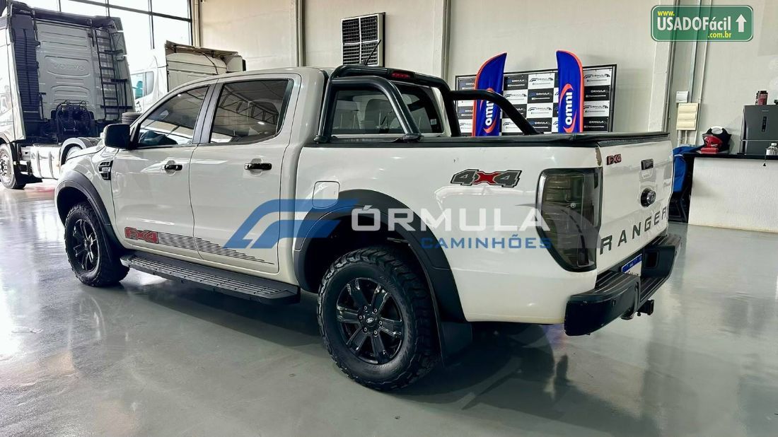 Ford Ranger FX4 CD 3.2 4x4 Automático Diesel 2022/2023 — foto 4 de 14