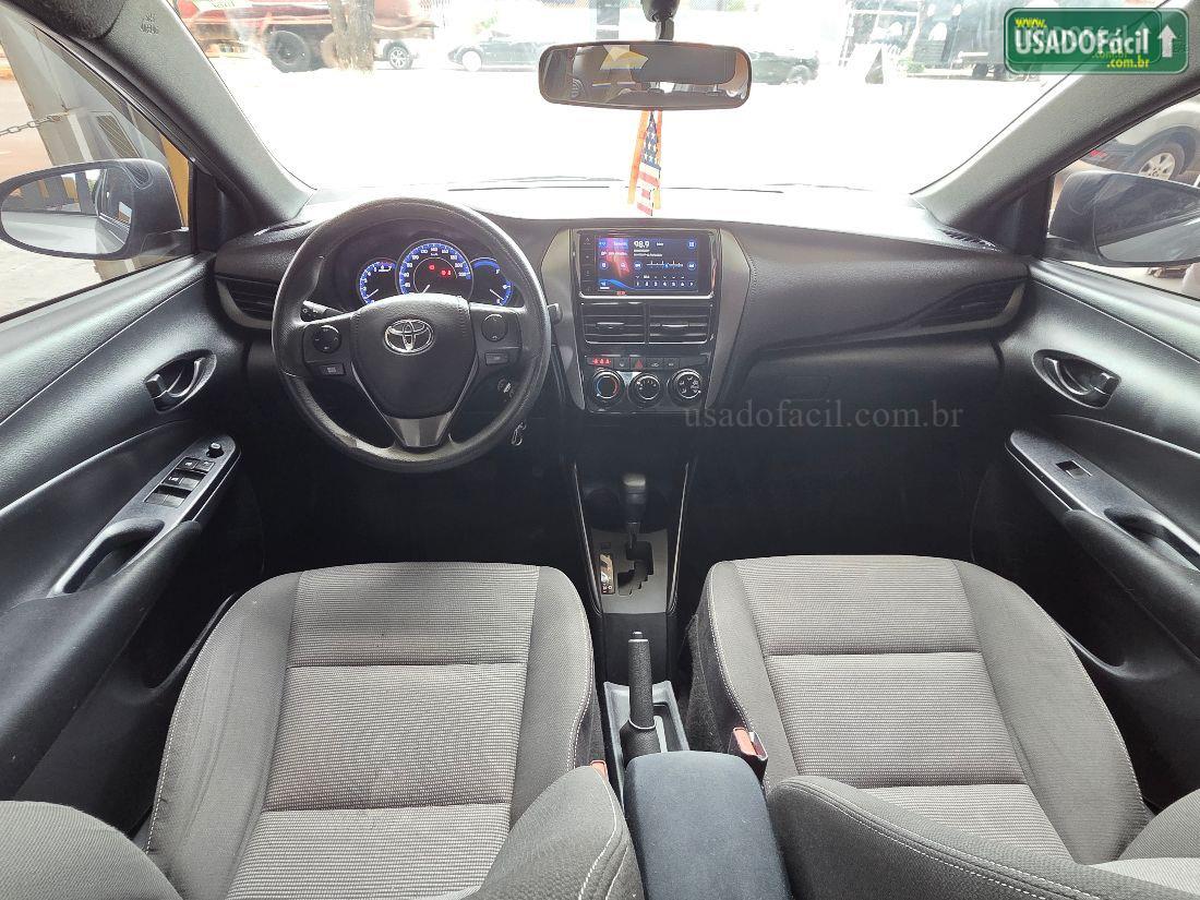 TOYOTA Yaris Hatch XL 1.5 Flx Automático 2022/2023 — foto 7 de 11