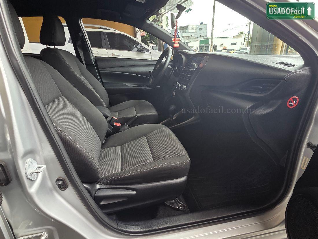 TOYOTA Yaris Hatch XL 1.5 Flx Automático 2022/2023 — foto 9 de 11