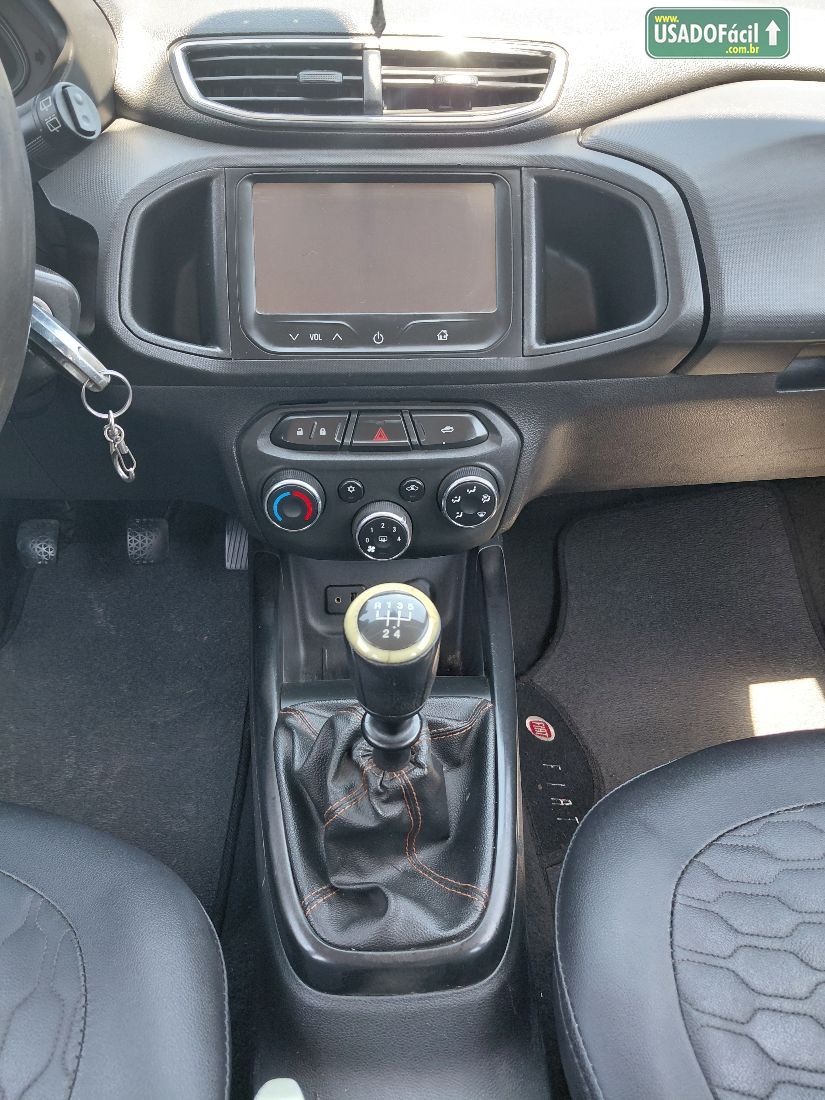 CHEVROLET/GM Onix Hatch LT 1.0 Mecânico Flex 2014/2014 — foto 11 de 15