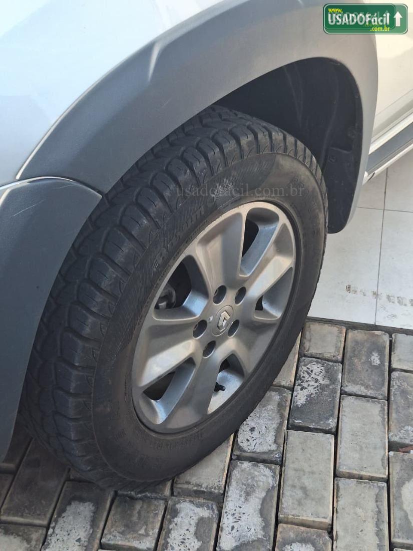 RENAULT Duster Oroch Dynamique 1.6 16V Mecânico Flex 2018/2019 — foto 18 de 18