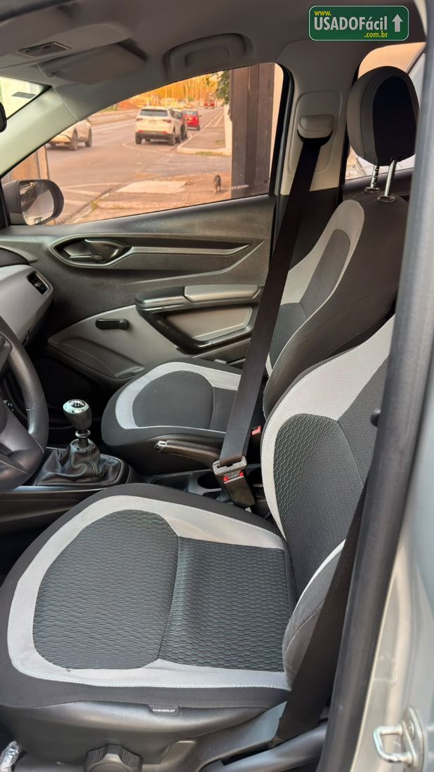 CHEVROLET/GM Onix Hatch LS 1.0 Mecânico Flex 2015/2016 — foto 5 de 10
